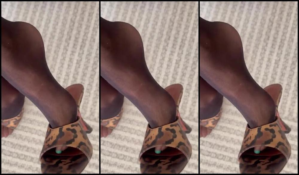 Worldsexiestfeet 06 30 2024 Onlyfans Video A Bit Of Nylons And