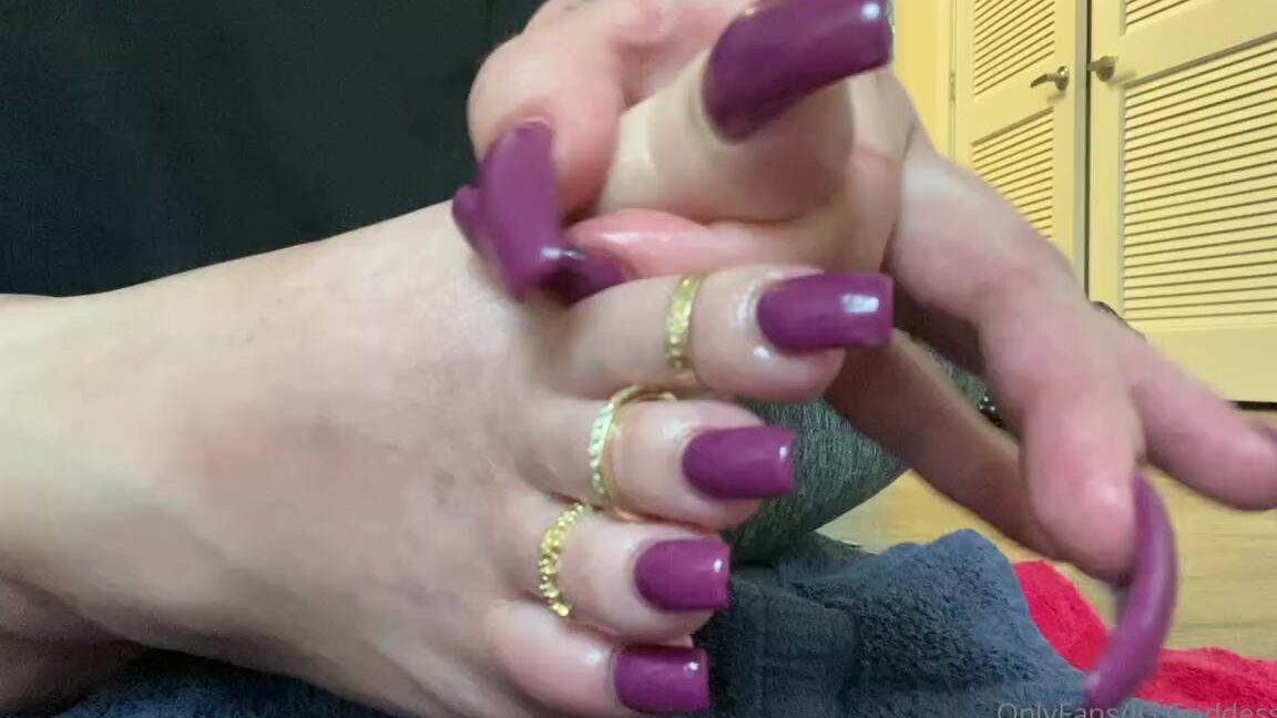 Goddessmiia Onlyfans All My Little Dick Losers Line Up I Want You On Your Knees And Stroking Follow My Instructions