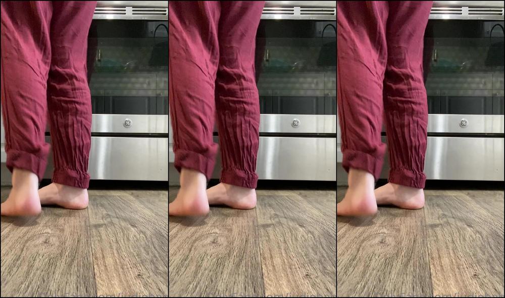 Judiebaby Oily Feet In The Kitchen Sorry About The Last Mess Up Video And Th