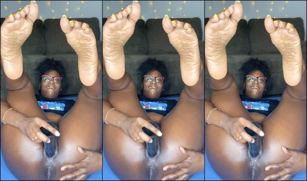 Goddessnikkisoles My Squirt Video Didn T Post Last Night So Here Ya Go Lol