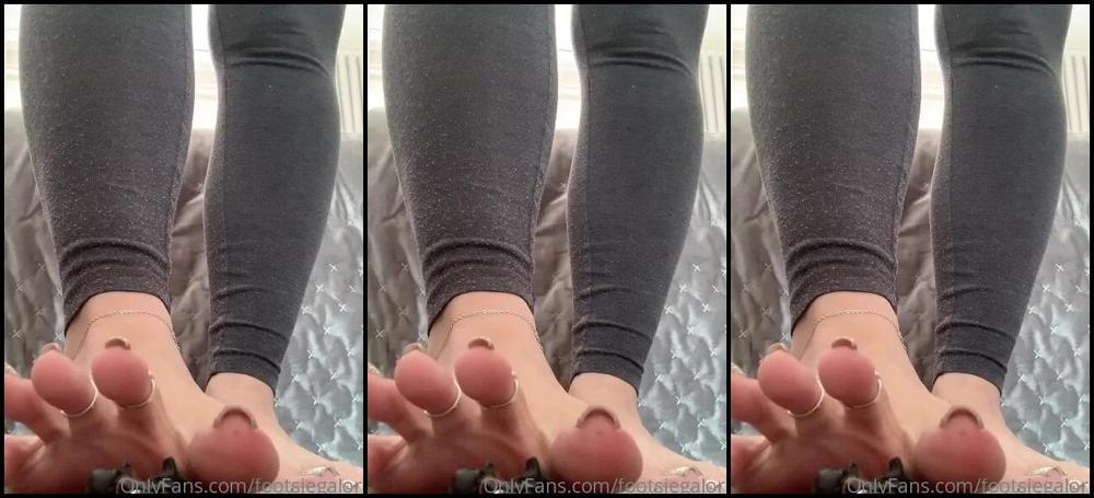 Footsiegalore Giantess Footsie Playing With This Tiny Guy