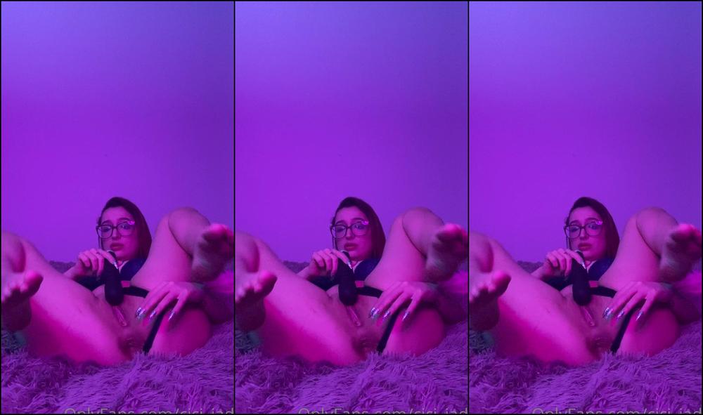 valentinejade-25-11-2020-1333461090-dirty-talk-solo-video-on-how-i-want-you-to-use-my-body-tip-this-post-so-i-can-continu