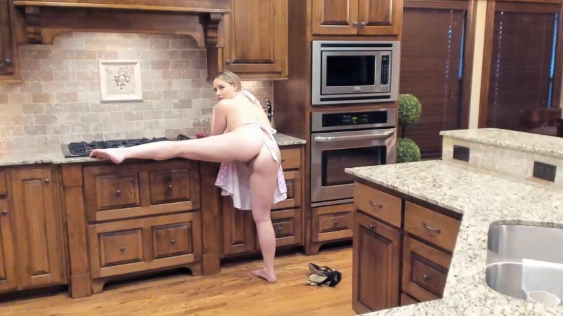 Arkcollegegirl Behind The Scenes Look As I Shoot My Newest Video Give Me Your Baby Batter