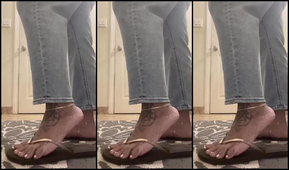 Dissatoes Onlyfans Suck My My Big Stinky Feet