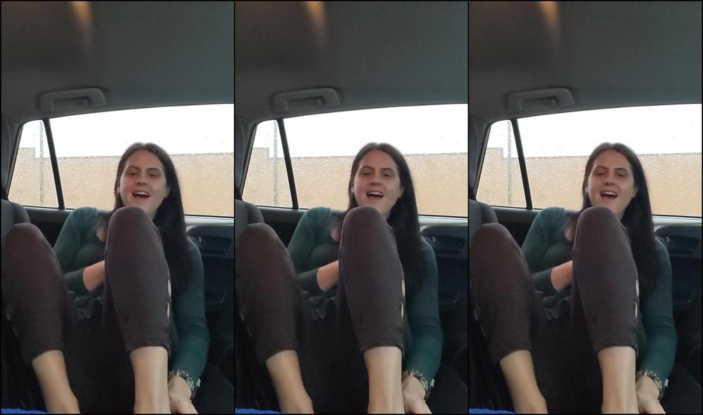 Premiumbrandy Car Jol In My Green Dress And Yoga Pants In The Backseat Of The Car I Wanted To Thank You