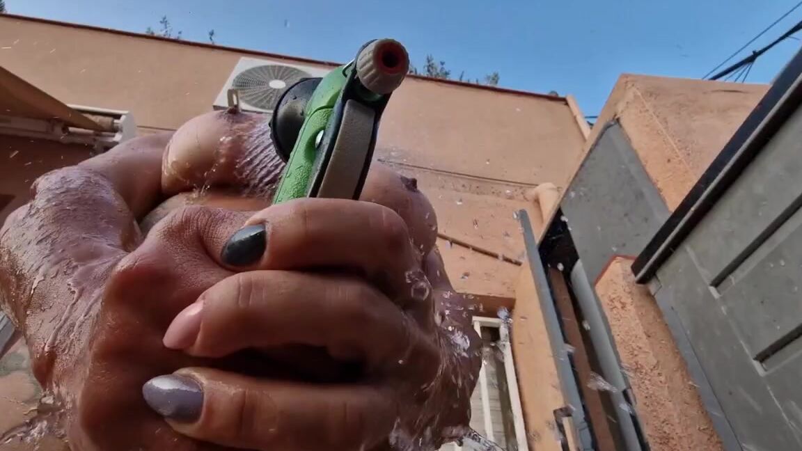 Alejandra Chacon Aka Alejandrachacon 08 05 2024 Onlyfans Video To Hot Days Freshing My Boobs N Traps