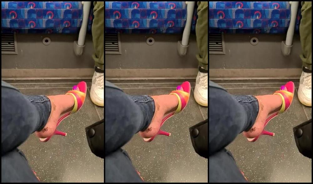 Feetbysherri Onlyfans Rainbow Toes And Beautiful Shoes