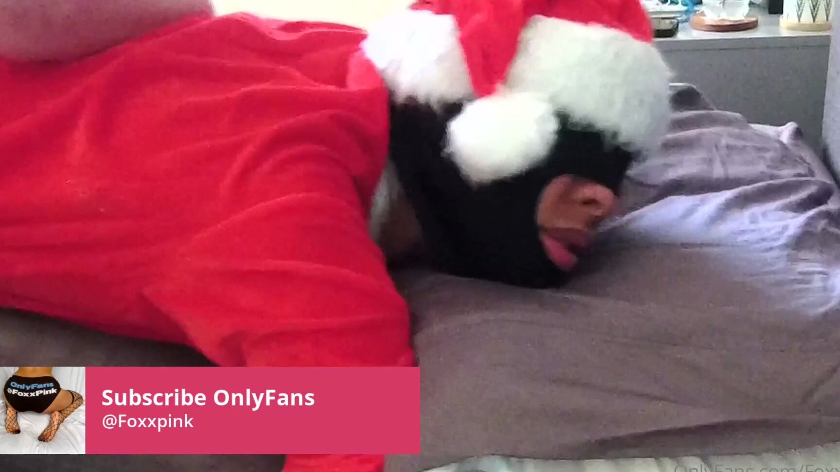 Foxxpink So I Decided To Dress Up As Mrs Claus Mrs Claus Decided That She Wanted To Get Fucked In