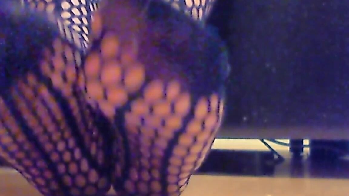 Curvycandice Fishnet Feet