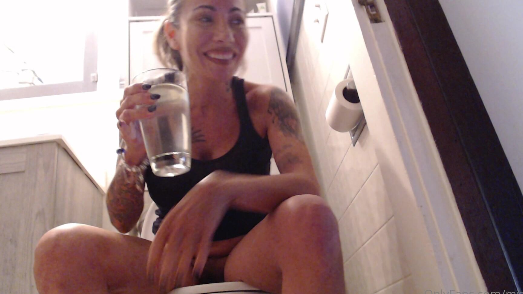 Mizxtrix Welcome To The Jungle Who Likes To Swim