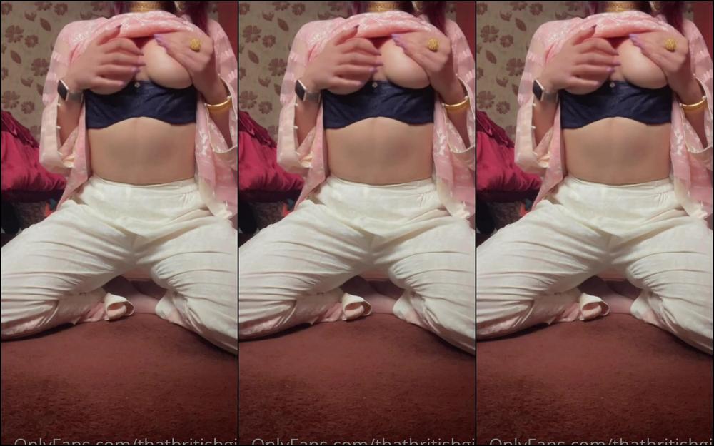 Thatbritishgirl Felt So Naughty Doing This Whilst Family Were All Downstairs Look At How Creamy I