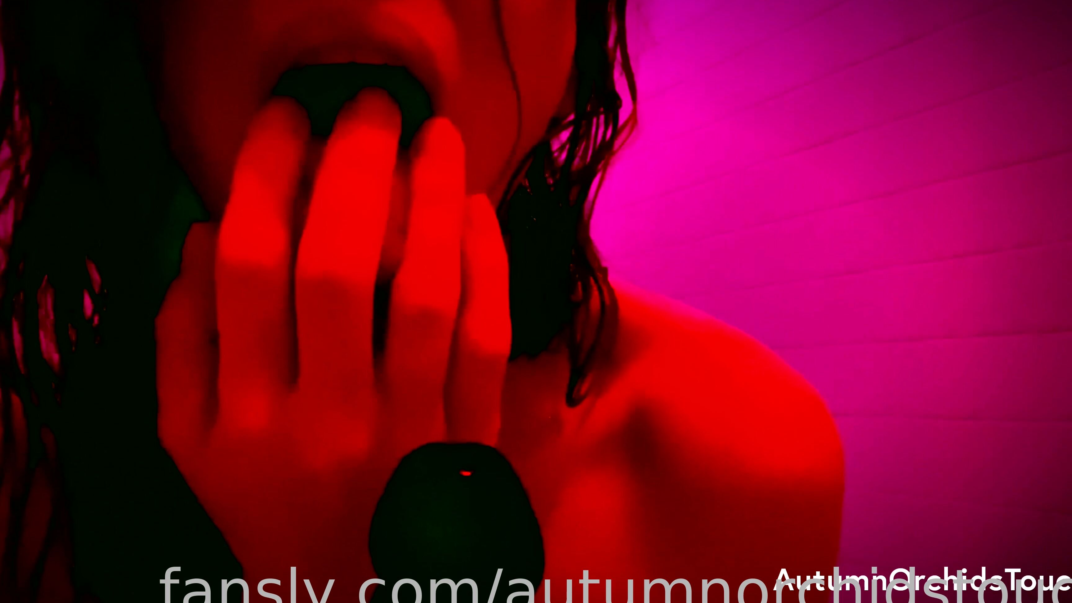 Autumn Orchid 572976003870109696