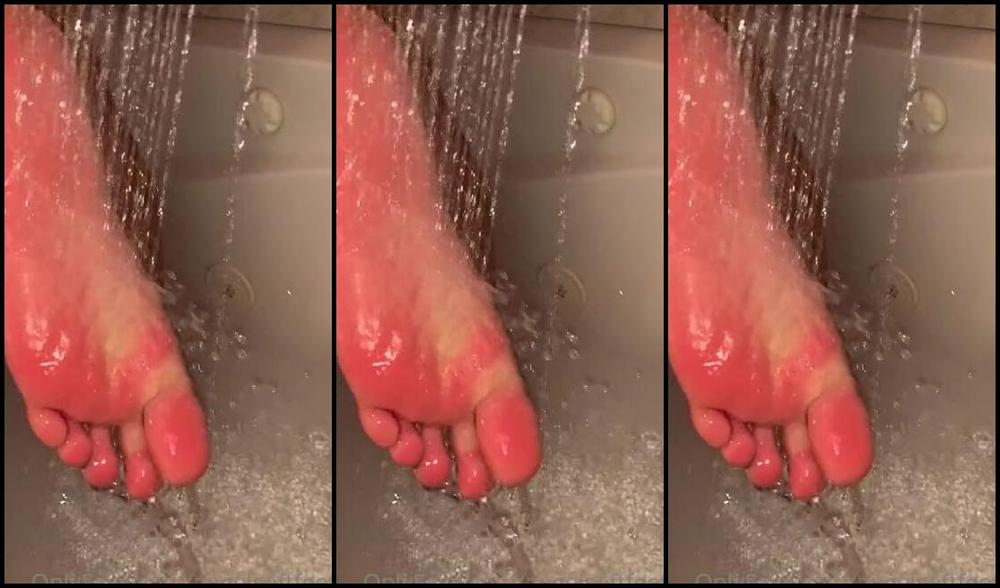Soft Angel Soles Nicknamed Angelsoftfeet Onlyfans Wet Feet Treat
