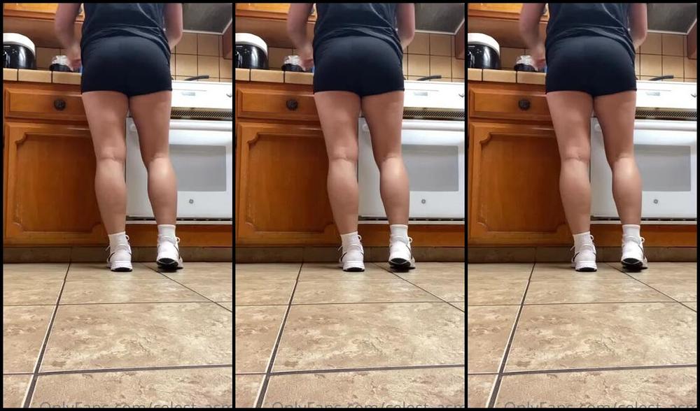 Celest Asmr Nicknamed Celest Asmr Onlyfans 10 28 2021 I Decided To Be Nice And Let Tiny Out Of His Timeout To Watch Me Cook