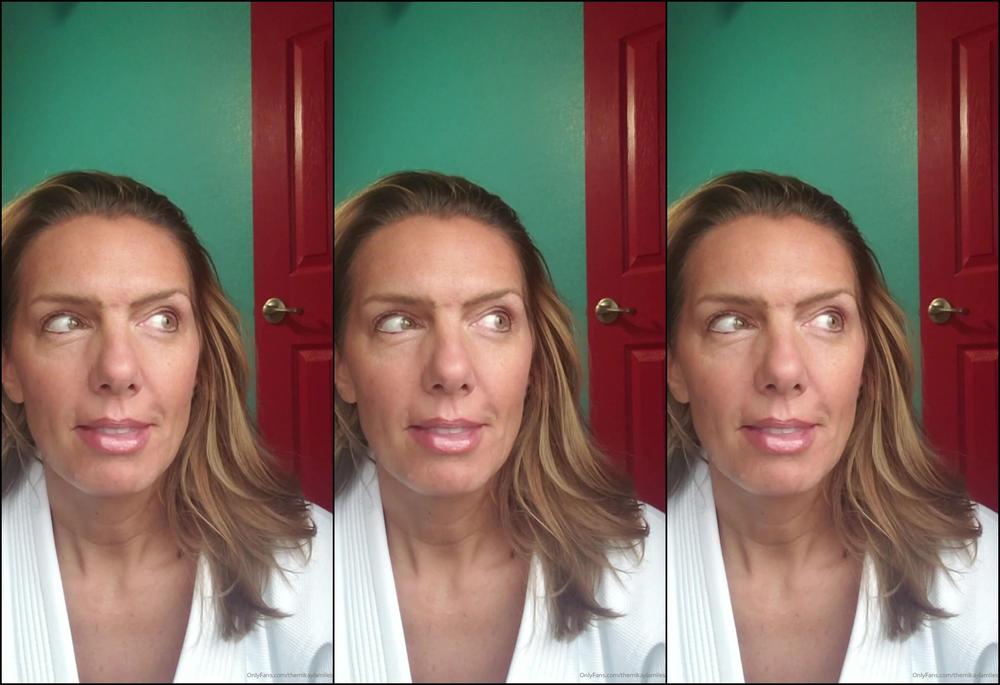 Themikaylamiles Sneezing Sneezingfetish Nope I Don T Have C But I Do Have A Fan Who Loves Sneezing And