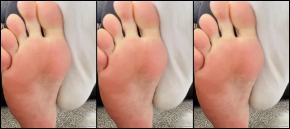 The Queen Of Sole Aka Missesdiscreets Onlyfans Workout Complete Sweaty Socks Ready To Go To A New Home 2