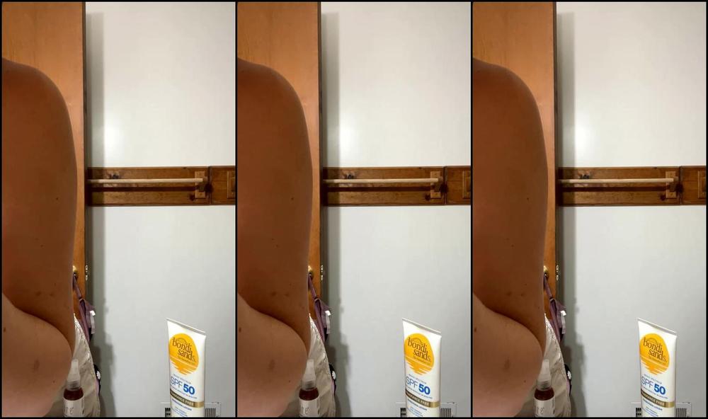 Michiganmami Stream Started At Pm Getting Ready Brushing Teeth Topless