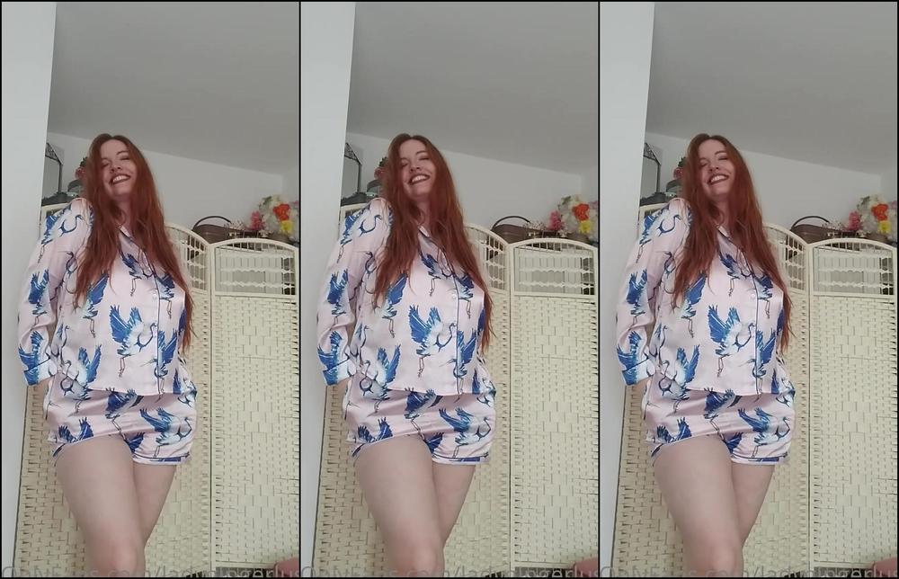 Ladygingerlust Here It Is Turn That Volume Way Up And Enjoy My Lil Dance Just For You