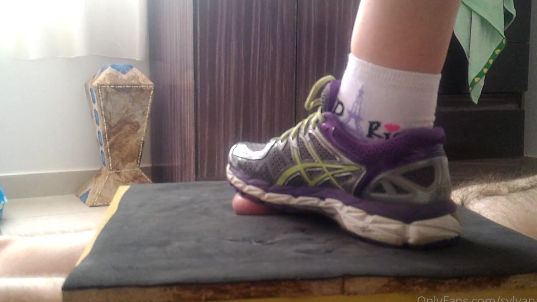 Sylvanafeet Ball Busting Whit Running Shoes