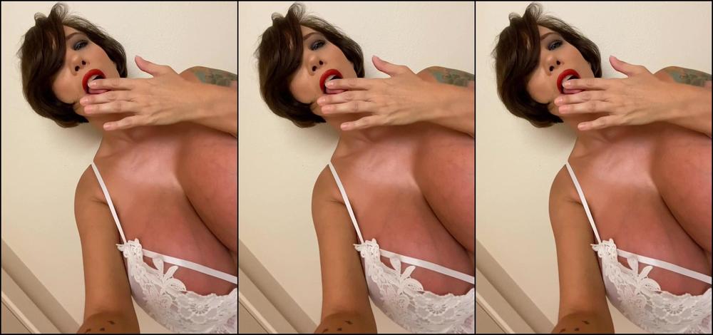 Thebrittanyxoxo Touching Myself And Thinking Of Your Mouth All Over My Body