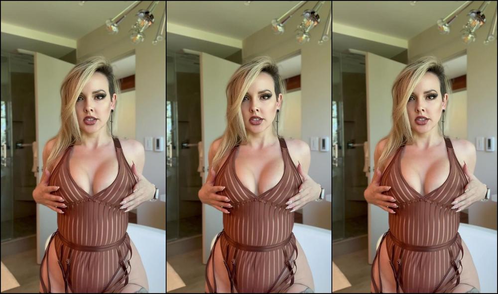 Darshellestevens 3270214315 04 08 2024 A Cheeky Welcome Home Video For You After Your Long Day Of Work Tell Me