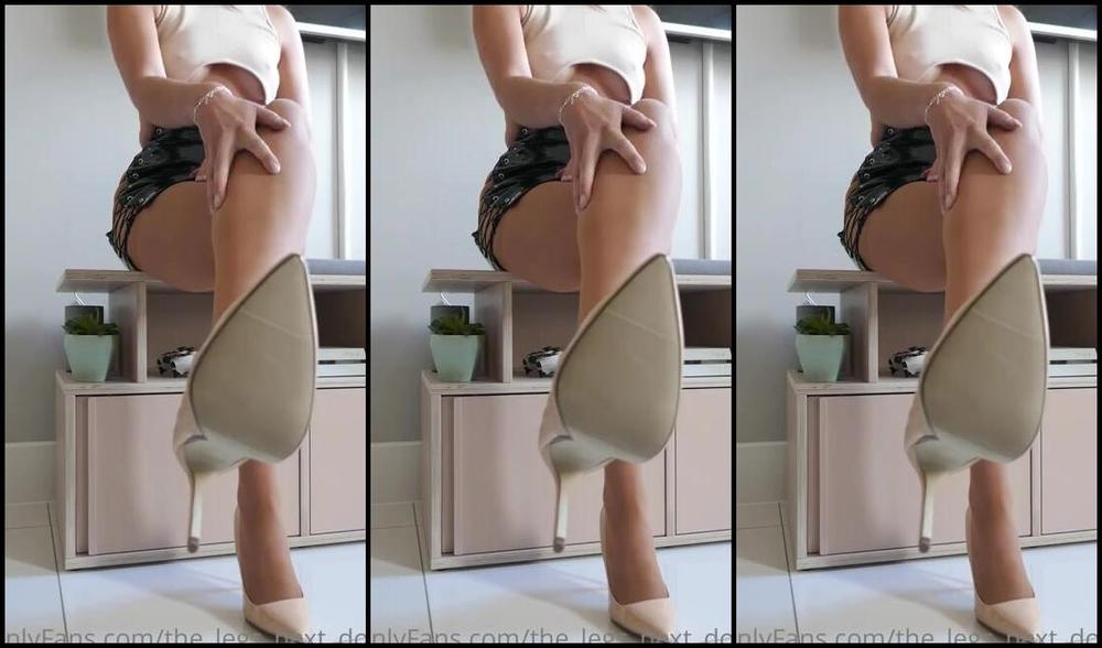 The Legs Next Door Nicknamed The Legs Next Door Onlyfans Tits Looking So Good In This Extreme Crop It S Hard To Believe They Re Real Annabel