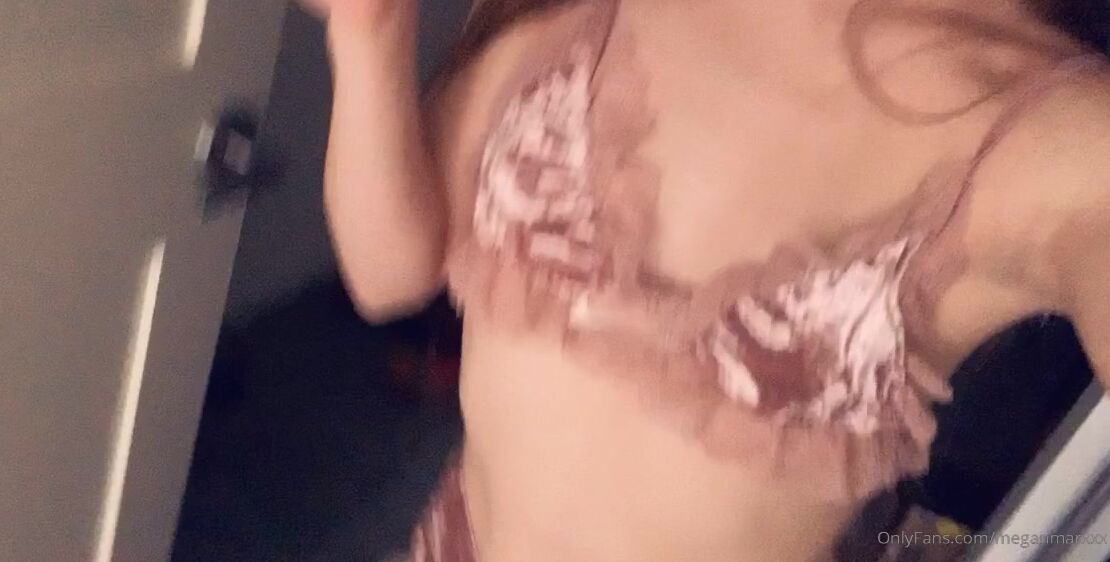 2019 11 13 85988330 Have You Added Me On Snap Meganmarxxx When Am I Not Smoking