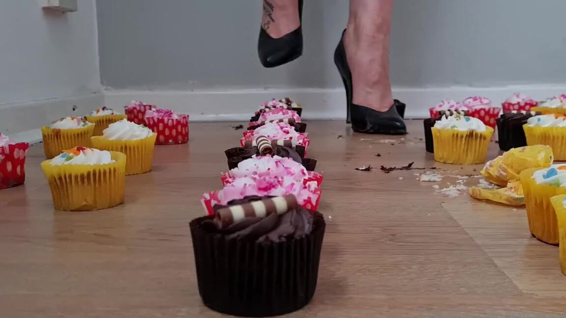 Kats Worn Heels Nicknamed Katswornheels Onlyfans Part 3 Time To Switch Into My Faith Gina Tinas What A Sexy Timeless Pair