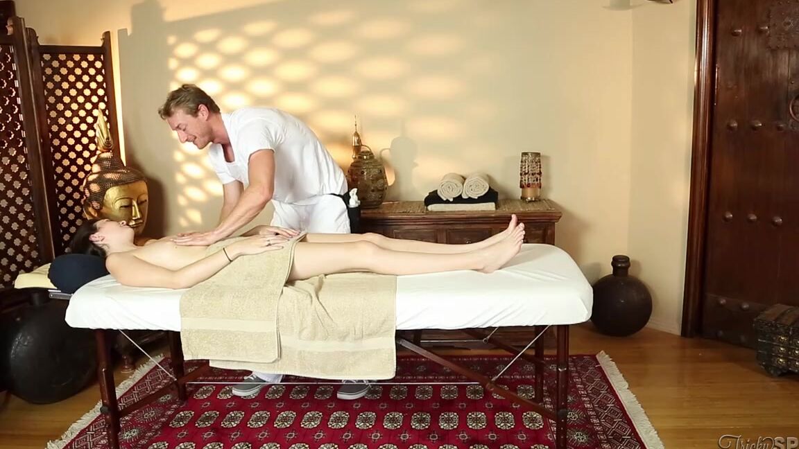 Trickyspa Com Angelina Diamanti I Bet Your Mouth Is Dying For A Taste 2014