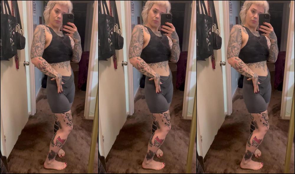 Rubyriots 3220802676 02 29 2024 I Just Look Cute Af Today