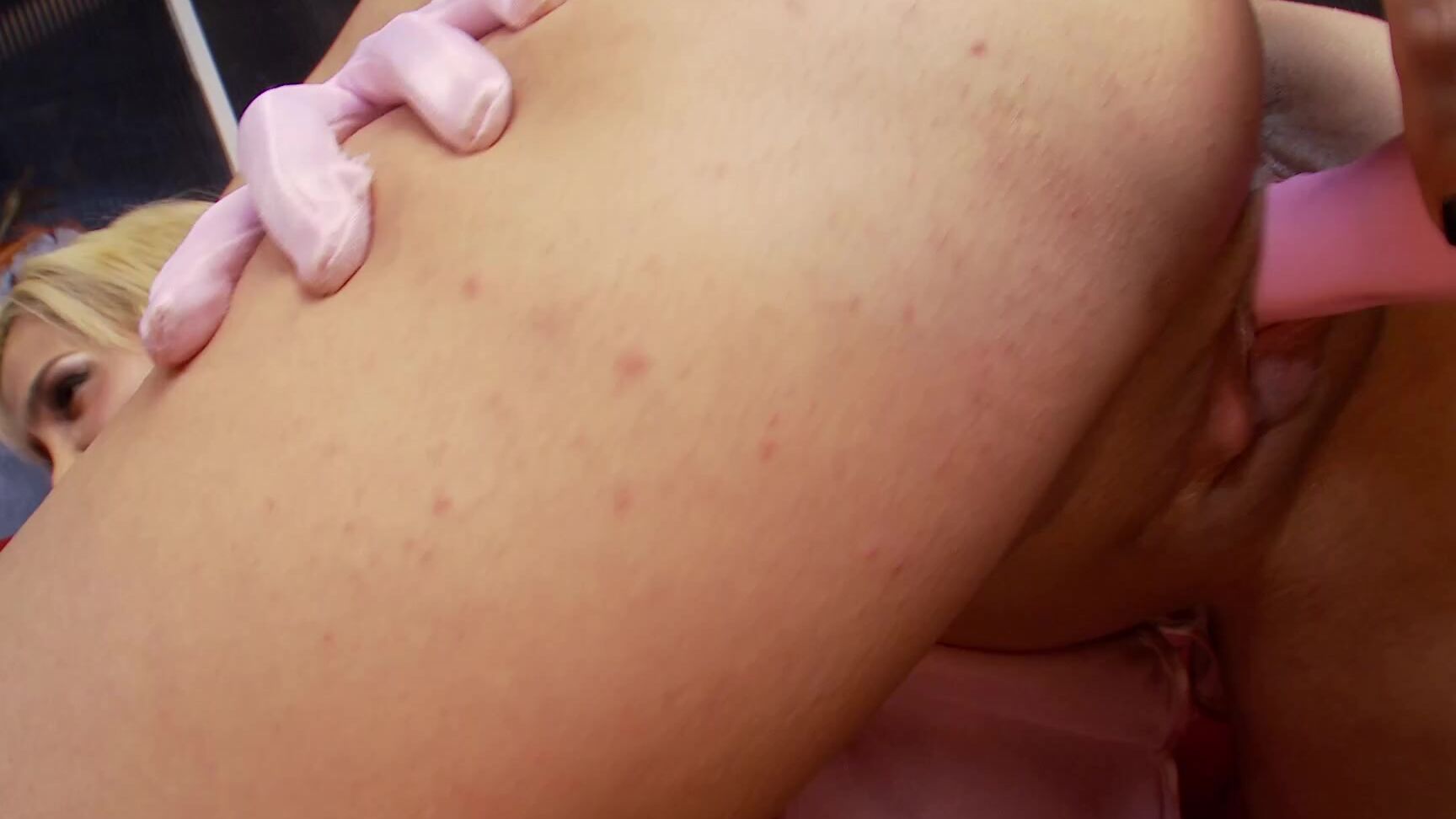 Lesbian Love Amy Azurra And Eva May Help Each Other Get Off