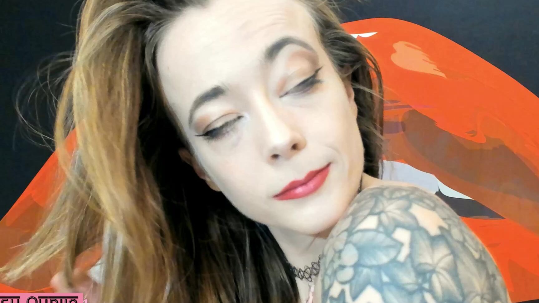 Riley Cyriis Gentle Giantess Eats Tiny Man