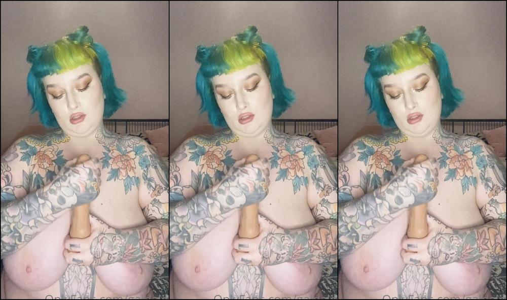 Galdalou 1494501474 12 21 2020 Don T Worry I Didn T Forget About Day 8 Like And Comment On This Post With Which