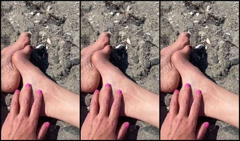 Goddesssevera Onlyfans Morning Feet And Legs