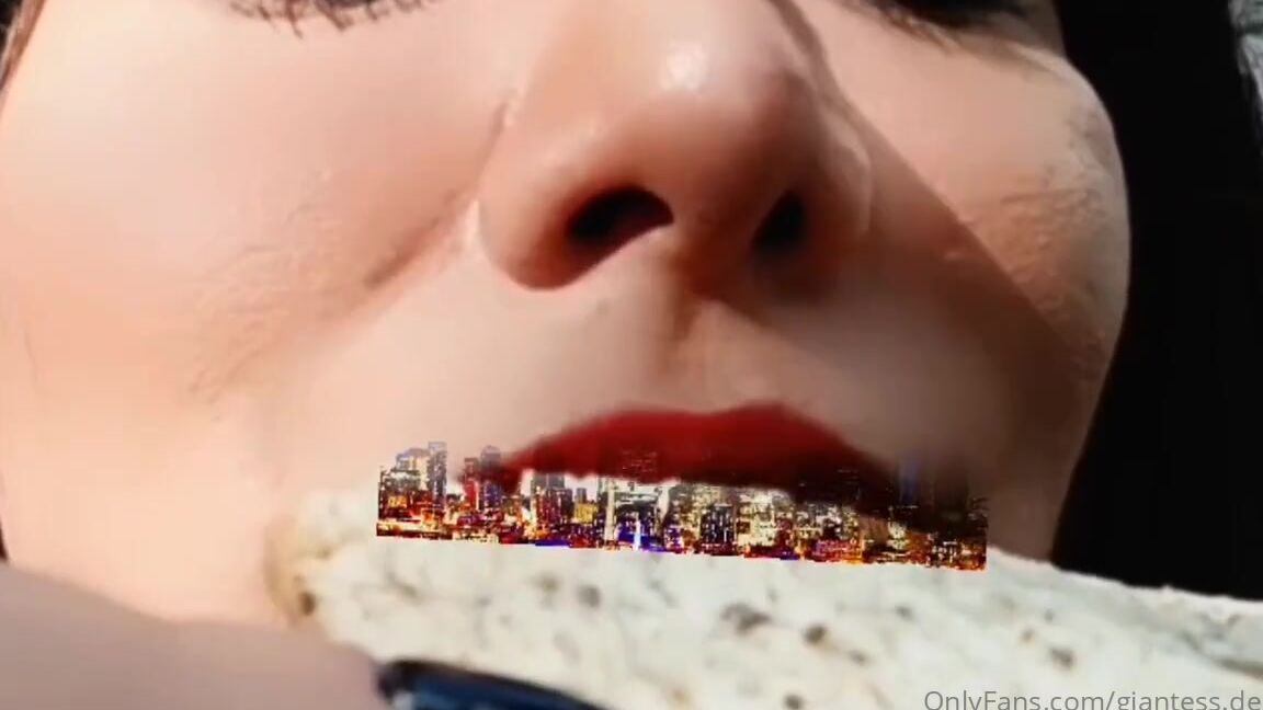 Giantess Debora Nicknamed Giantess Debora Onlyfans Small City In My Sandwich What I Have To Door