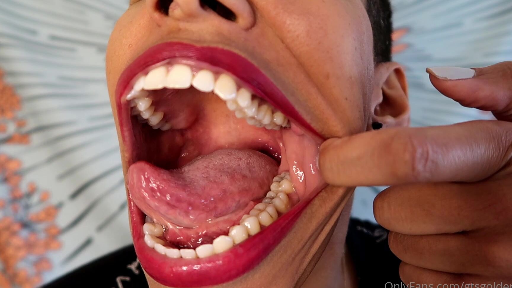 Gtsgoldenlace Your Play Ground On Show I Open Wide For Your Load In The End Feed Me