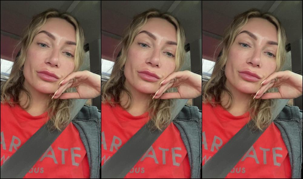 Ava Austen 2369931119 02 20 2022 I M On Holiday Please Watch