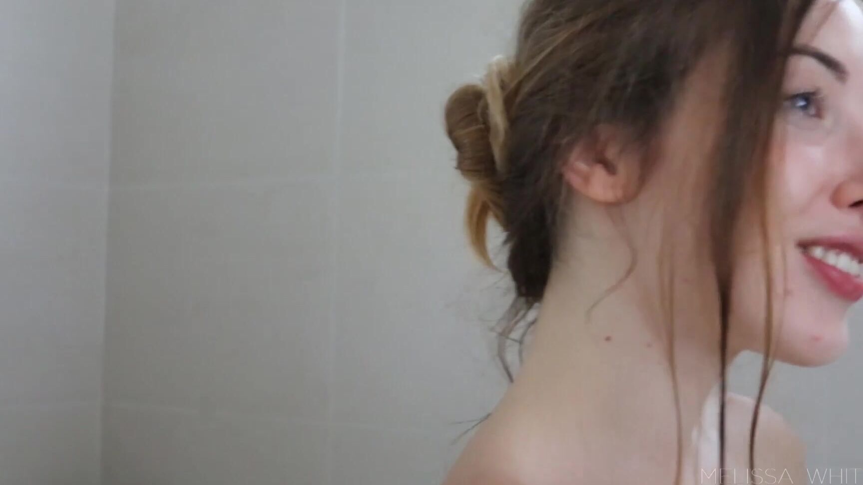 Shower, Blowjob, Fingering, Orgasms, Moaning Fetish melissa white shower time bj and booty fingering ManyVids