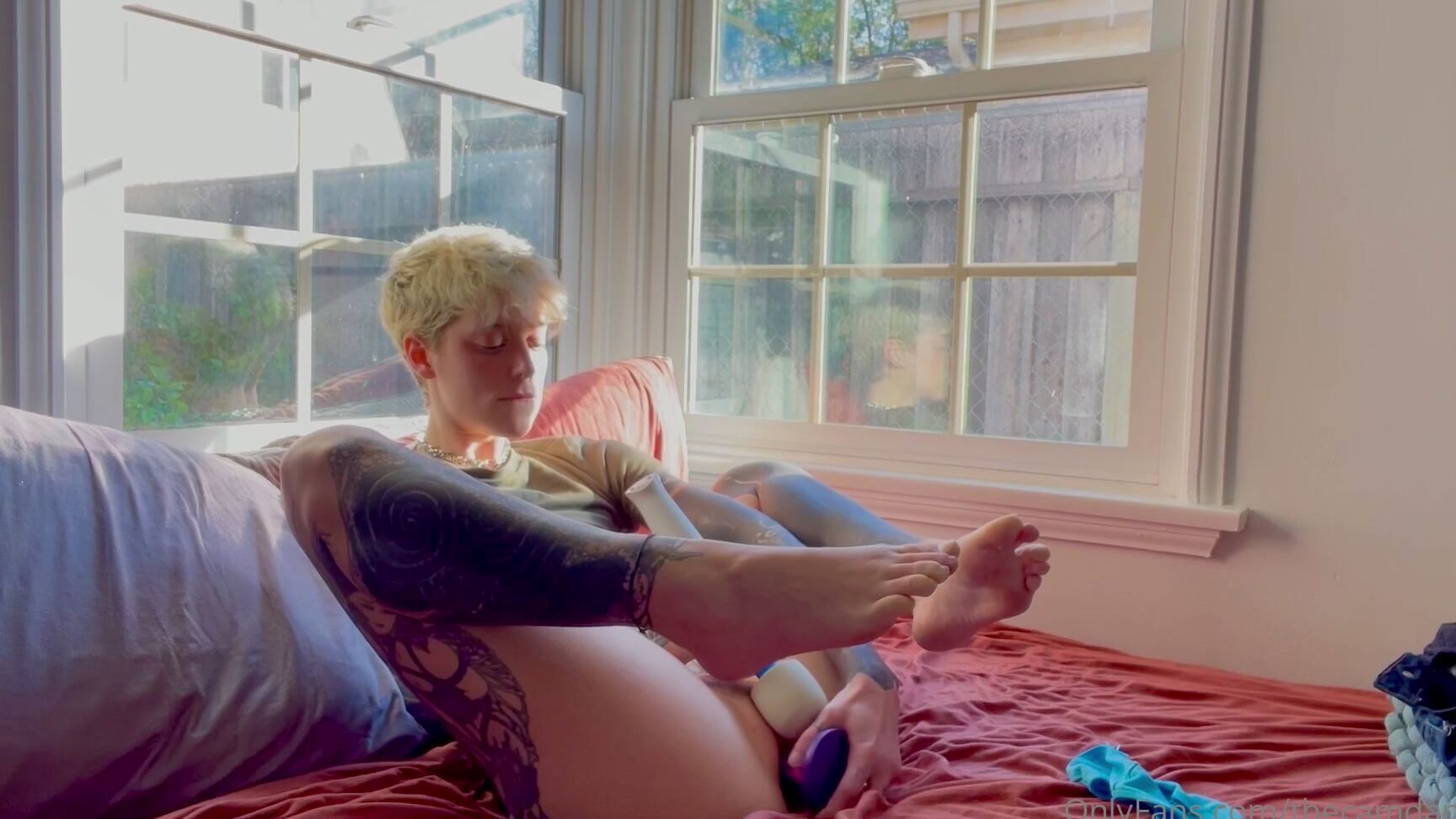 Thecamdamage I Totally Forgot I Shot This Solo Session Last Month On Godsharkxxx Bed While He Was Out