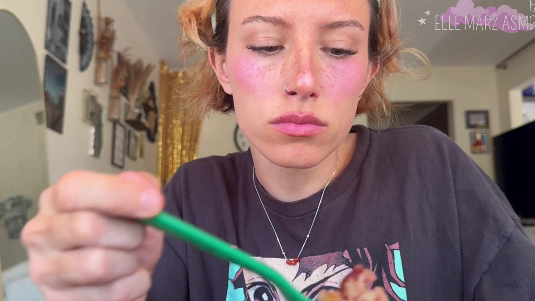 Elle Marz Giantess Breakfast Crush Tinypov