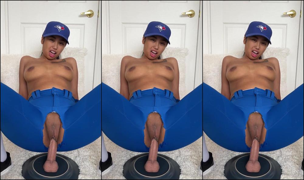 hayleyxyz 23 07 2022 407035147032993792 this was a fun custom first i show off my cute baseball girl outfit but i start to get t Fansly