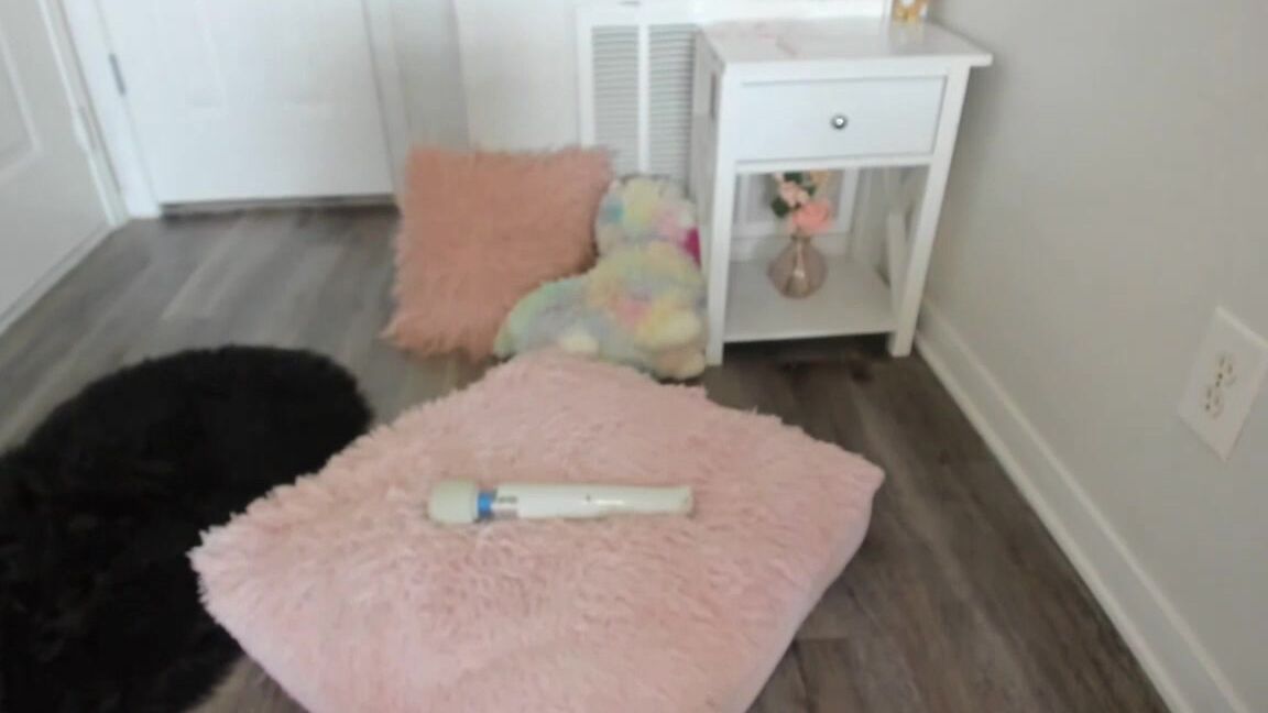 Meganholly Using My Lush On My Clit