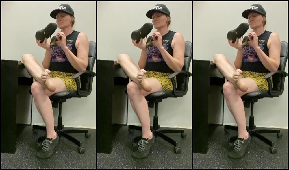 Athletoes Nicknamed Athletoes Onlyfans Trying To Finish My Programs For September But I Was Too Distracted So Distracted I Forgot Other