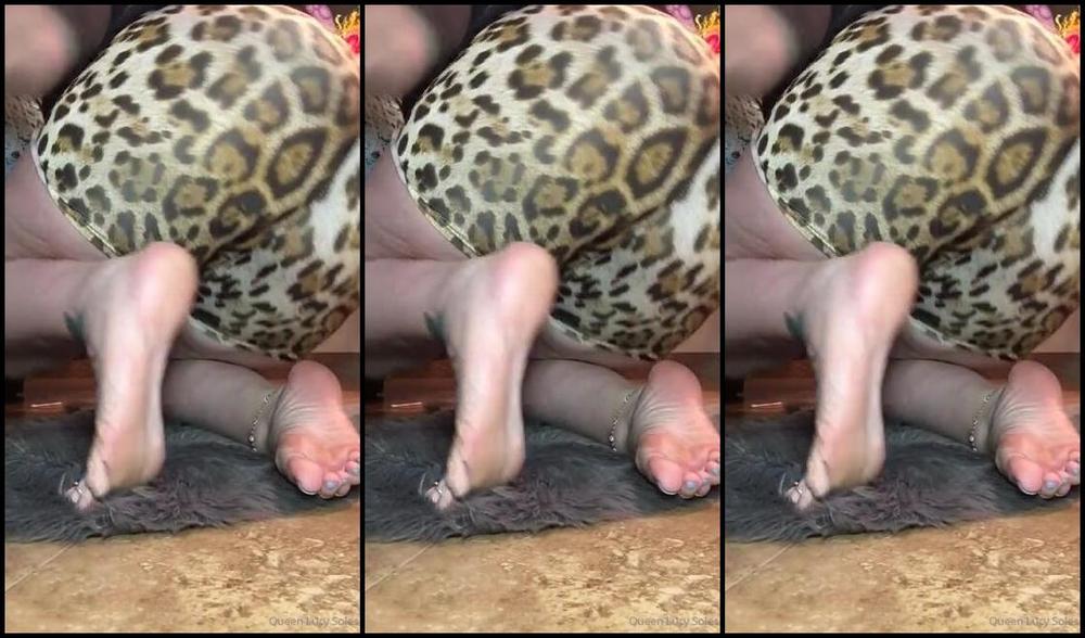 Mystikal Mami Nicknamed Mystikal Mami Onlyfans Leopard Print Shorts Joi