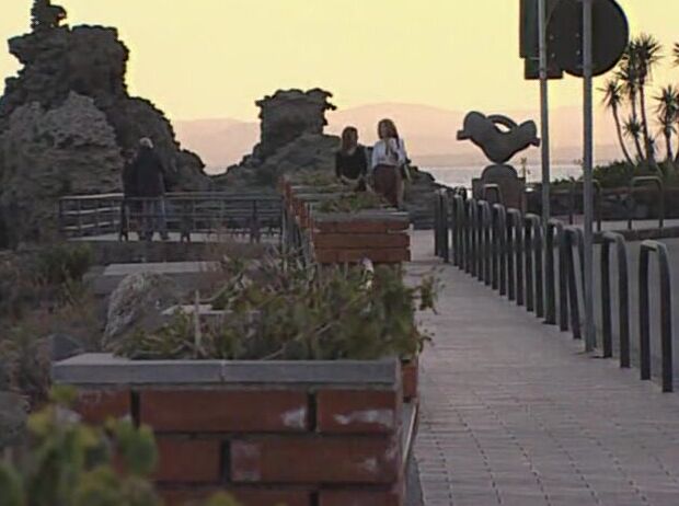 "Milly D'Abbraccio, Maria Belluci, Dina Pearl, Andrea Dioguardi, Arabella Roussinova, Annamaria Conti, Male cast: Nick Lang, Alberto Rey, Mike Foster, Alex Mantegna" Gonzo, Lesbian, European models, Straight, DP, Feature, Oral, Anal, Hardcore, Group 