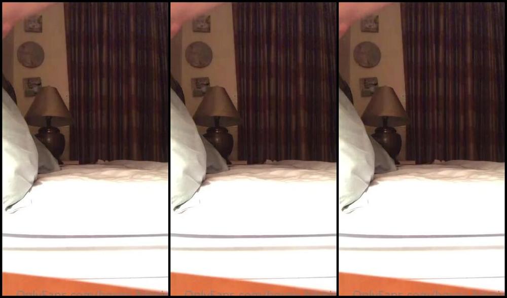 Hannah Hunt Nicknamed Horny Hippie Onlyfans Feminization Tutorial I Tell You How A Good Girl Pleasures Herself Maybe You Put