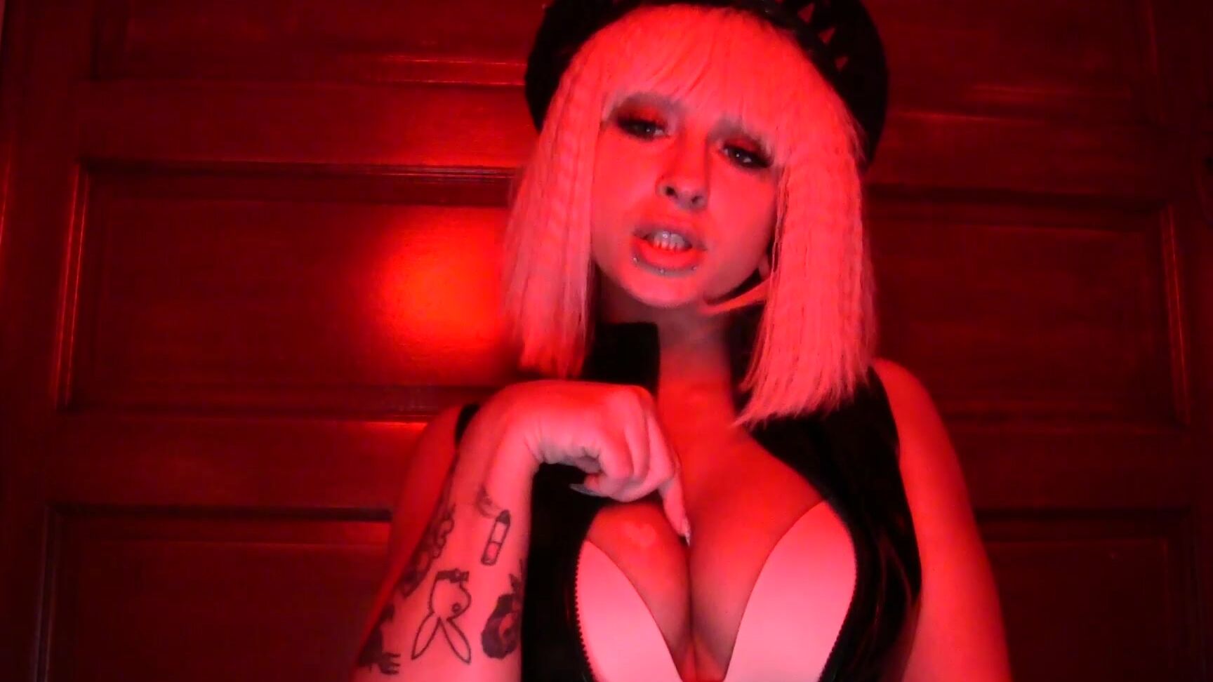 Goddess Lacey Stroke And Cum To My Tits