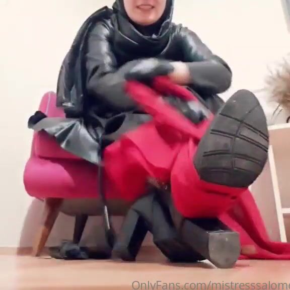 Queen Salome Onlyfans Video 8P