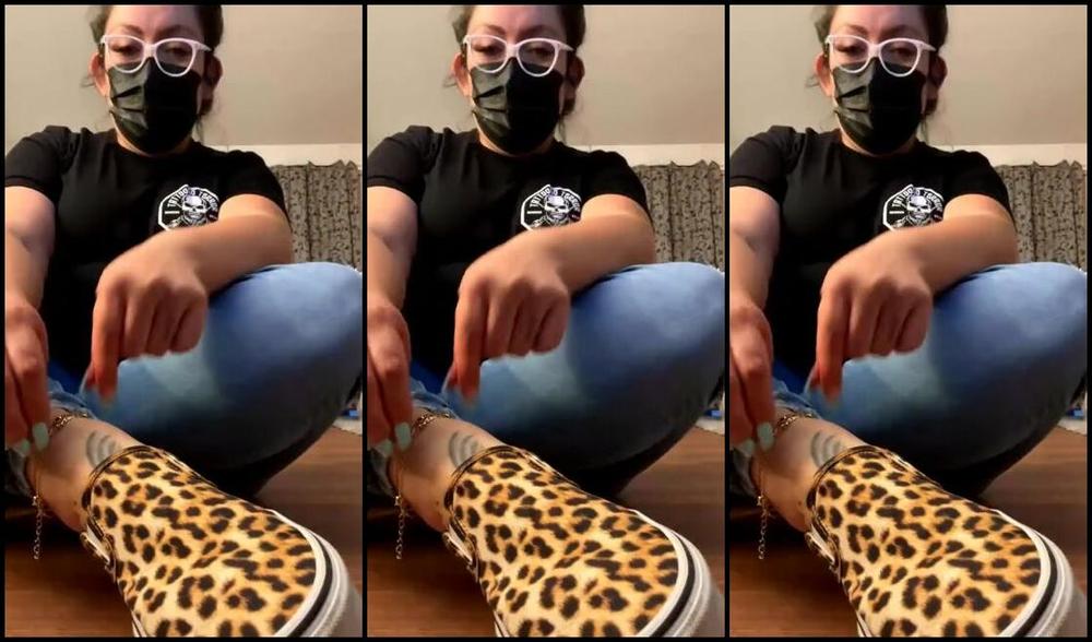 Servingbarefeet Aka Servingfet Onlyfans Stream Started At 05192021 0301