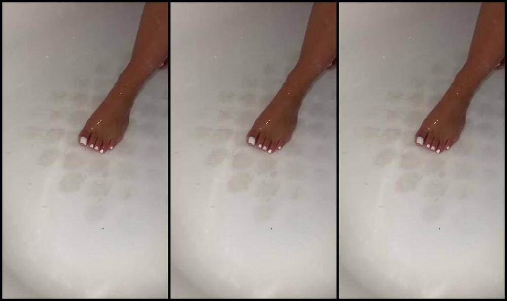 Heatherlovenyc Nicknamed Heatherlovenyc Onlyfans Cum Shower With Me